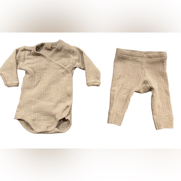 Dilling Other - Lila merino wool newborn set